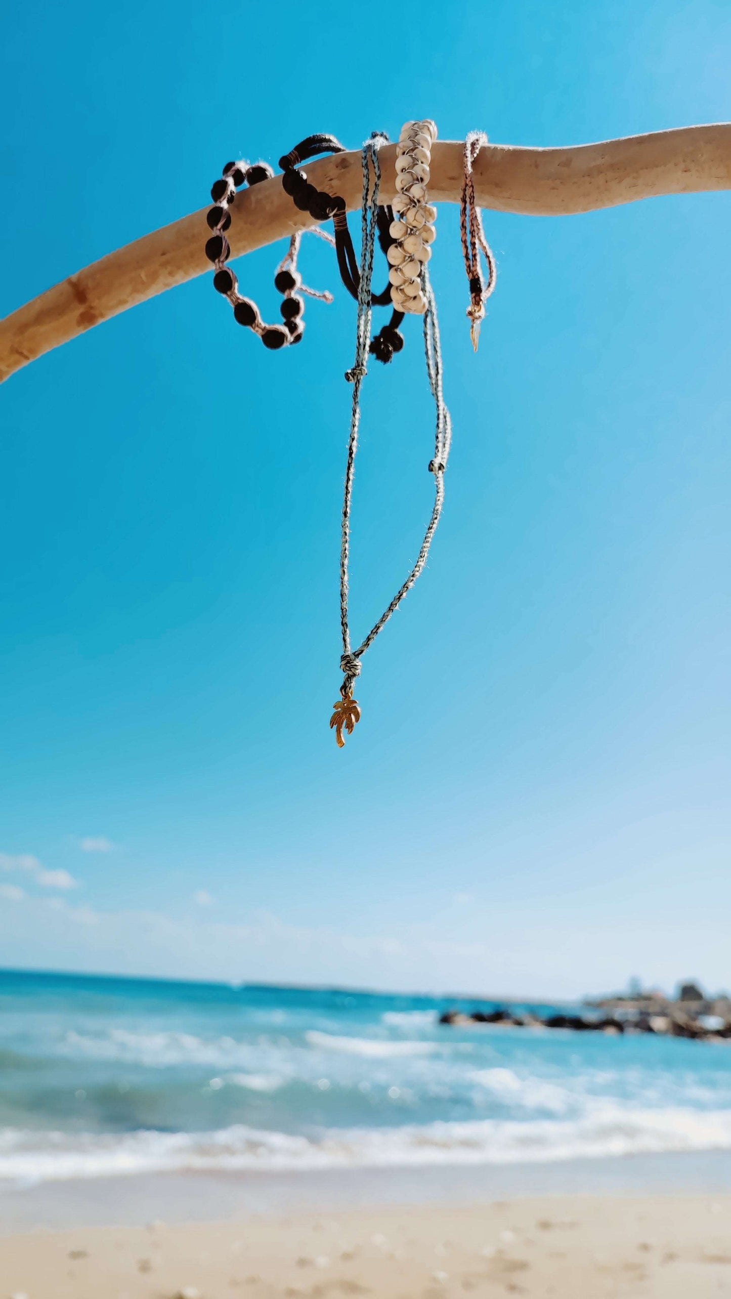 PALM NECKLACE MINT
