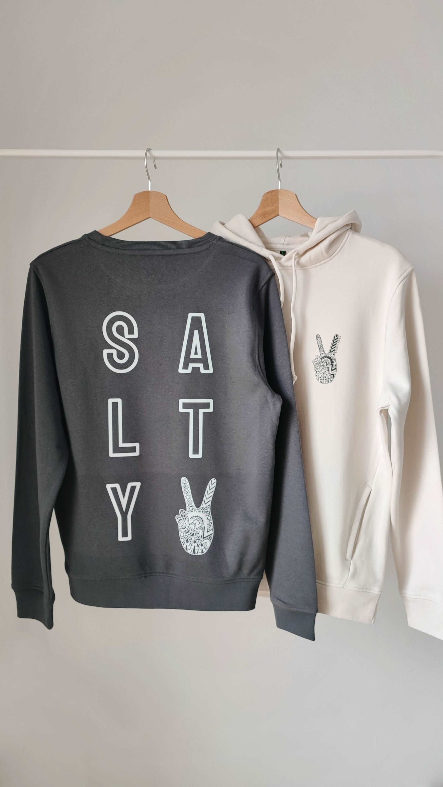 SALTY HOODIE